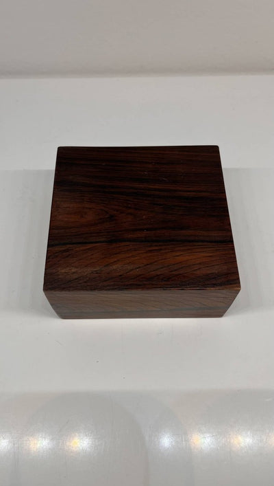 
                  
                    Bakje palissander - LOUI.STORE
                  
                