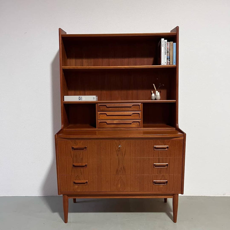 Boekenkast - bureau Larsen - LOUI.STORE