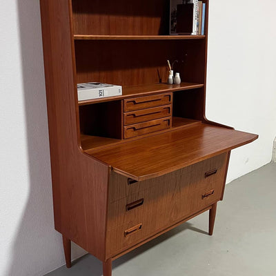 Boekenkast - bureau Larsen - LOUI.STORE
