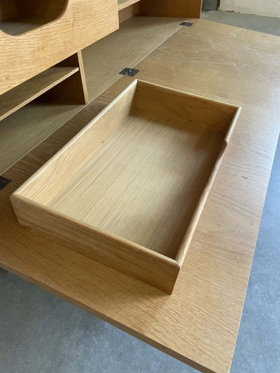 
                  
                    Boekenkast met klep in eiken - LOUI.STORE
                  
                