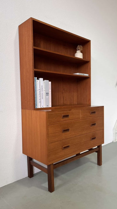 
                  
                    Boekenkast met ladekast - LOUI.STORE
                  
                