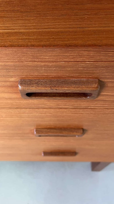 
                  
                    Boekenkast met ladekast - LOUI.STORE
                  
                