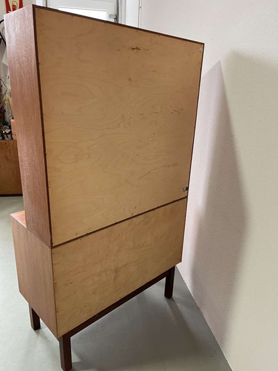 
                  
                    Boekenkast met ladekast - LOUI.STORE
                  
                