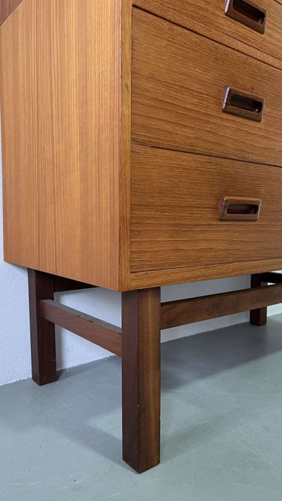 
                  
                    Boekenkast met ladekast - LOUI.STORE
                  
                