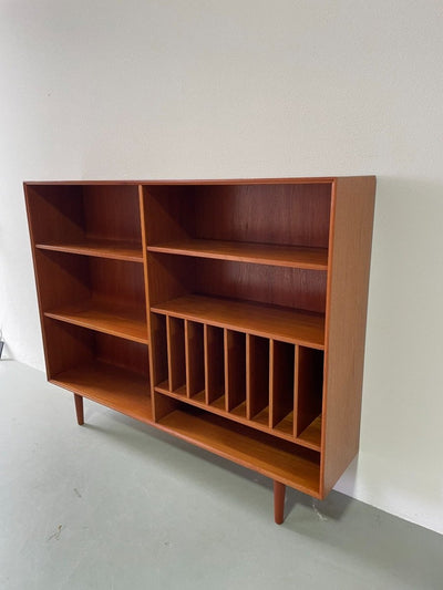 Boekenkast met LP vakken - LOUI.STORE