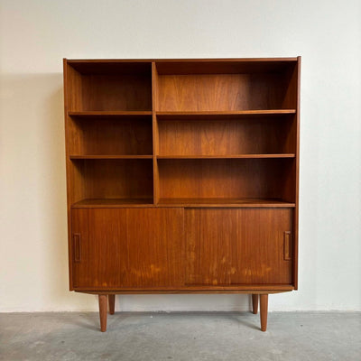 
                  
                    Boekenkast schuifdeurtjes teak - LOUI.STORE
                  
                