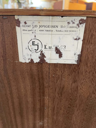 
                  
                    Boekenkast teak Edmund Jørgensen - LOUI.STORE
                  
                