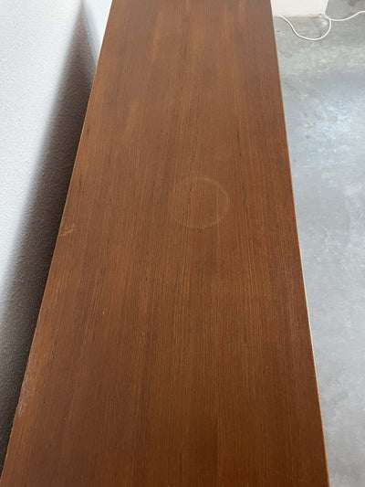 
                  
                    Boekenkast teak Edmund Jørgensen - LOUI.STORE
                  
                