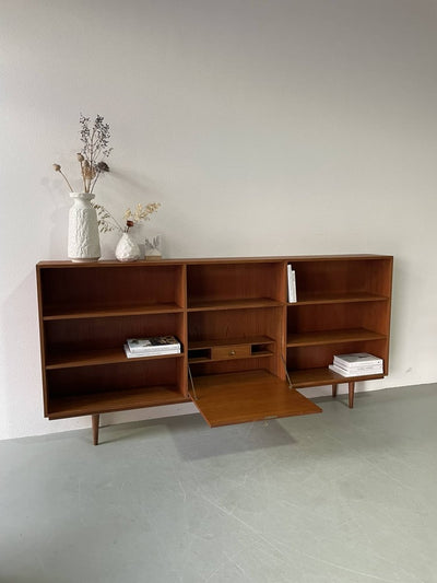 
                  
                    Boekenkast XL - LOUI.STORE
                  
                