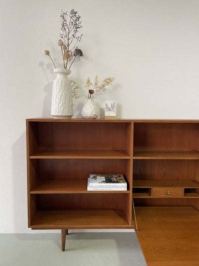 
                  
                    Boekenkast XL - LOUI.STORE
                  
                