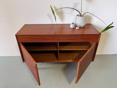
                  
                    Brouer sideboard teak - LOUI.STORE
                  
                
