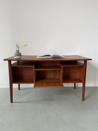 
                  
                    Bureau dubbelzijdig met klep - LOUI.STORE
                  
                