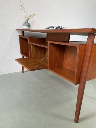 
                  
                    Bureau dubbelzijdig met klep - LOUI.STORE
                  
                