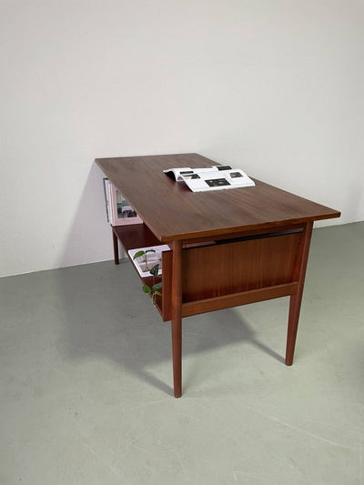 
                  
                    Bureau teak zwevende ladeblokken - LOUI.STORE
                  
                