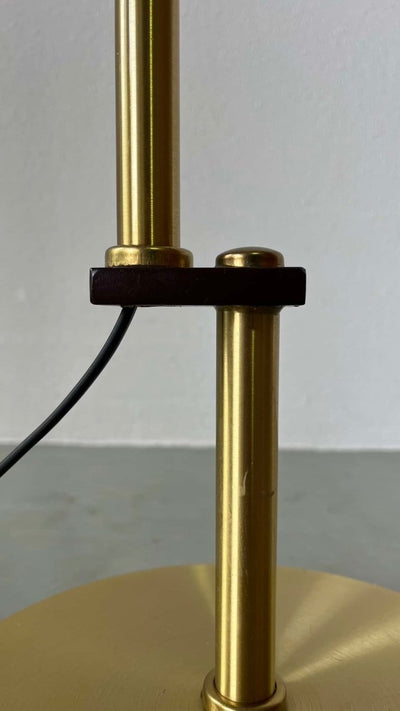
                  
                    Dansa vloerlamp - LOUI.STORE
                  
                
