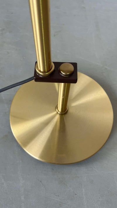 
                  
                    Dansa vloerlamp - LOUI.STORE
                  
                