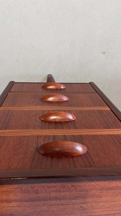 
                  
                    Deens bureau klein model - LOUI.STORE
                  
                