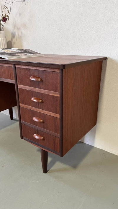 Deens bureau klein model - LOUI.STORE