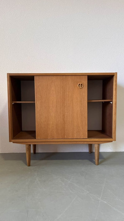 
                  
                    Deens eiken kastje - LOUI.STORE
                  
                