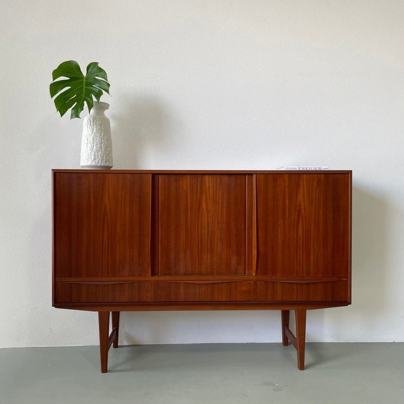 Deens highboard EW Bach - LOUI.STORE