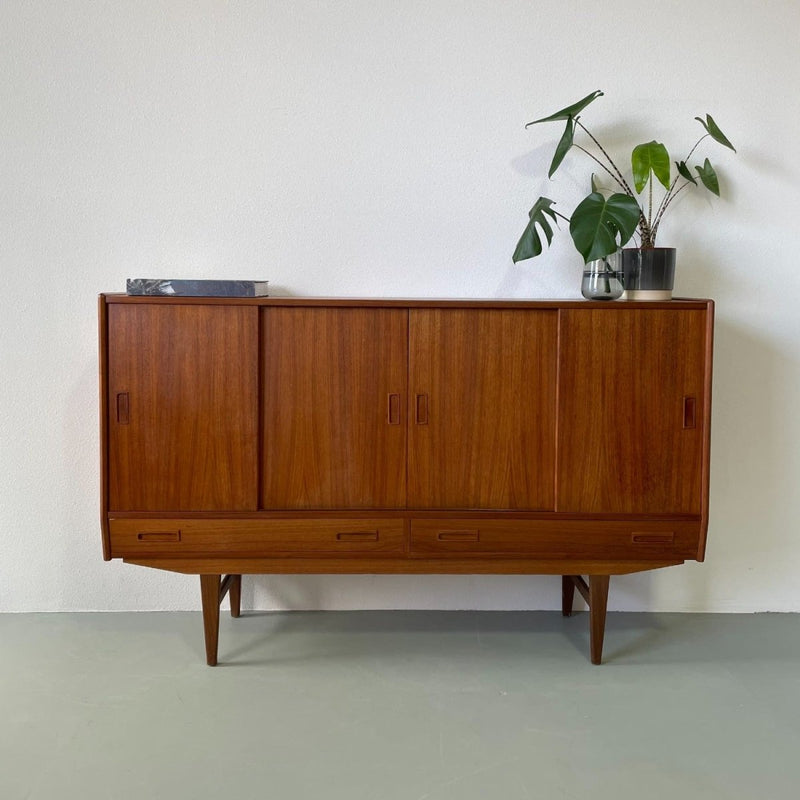 Deens highboard Kaj Hendrikse - LOUI.STORE