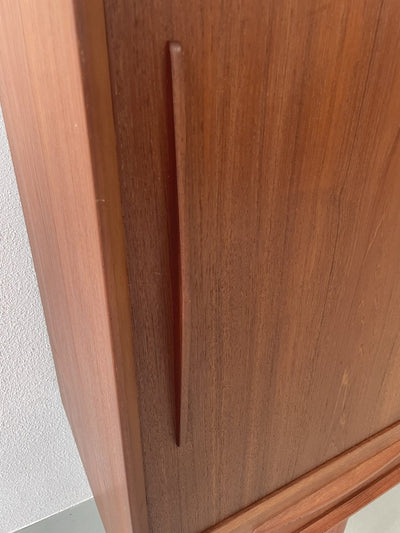 
                  
                    Deens highboard met licht - LOUI.STORE
                  
                