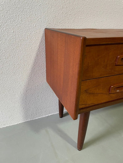 
                  
                    Deens ladekastje 4* - LOUI.STORE
                  
                