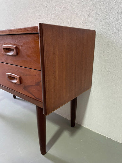 
                  
                    Deens ladekastje 4* - LOUI.STORE
                  
                