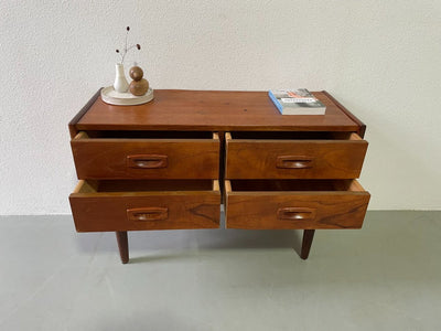 
                  
                    Deens ladekastje 4* - LOUI.STORE
                  
                