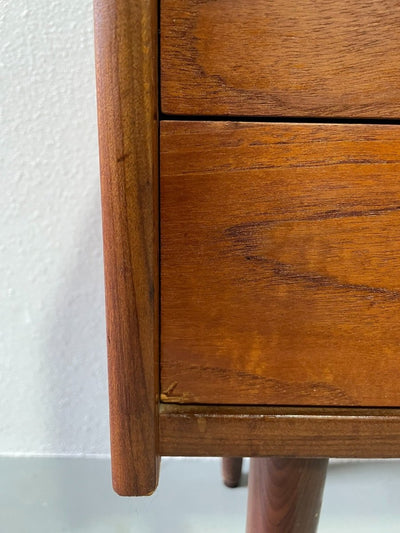 
                  
                    Deens ladekastje 4* - LOUI.STORE
                  
                