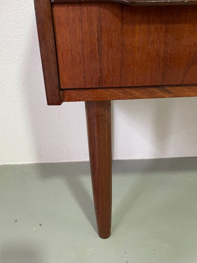 
                  
                    Deens ladekastje teak - LOUI.STORE
                  
                