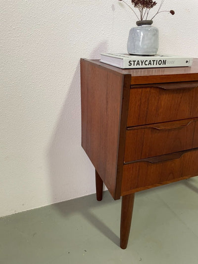 
                  
                    Deens ladekastje teak - LOUI.STORE
                  
                