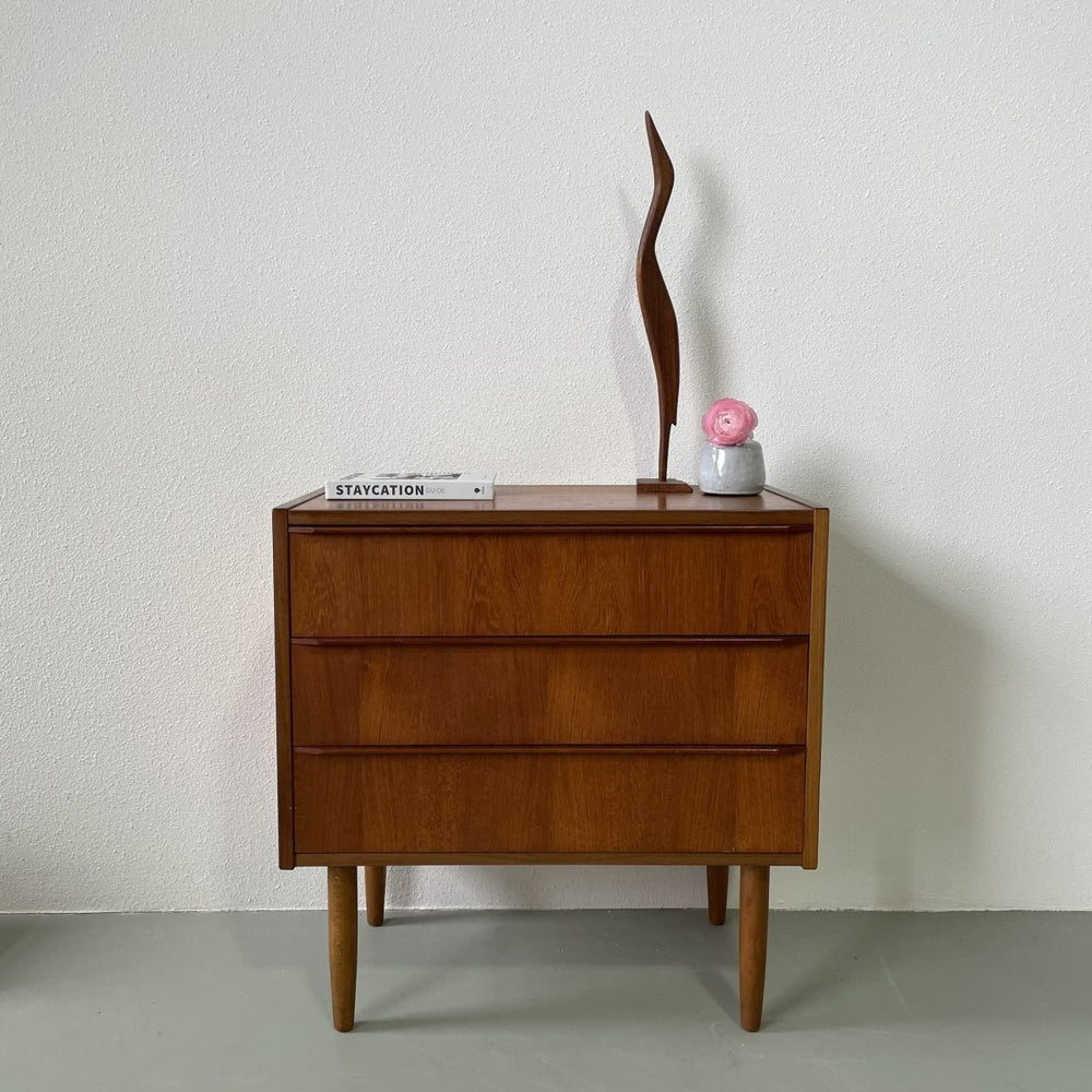 Deens teak ladekastje - LOUI.STORE