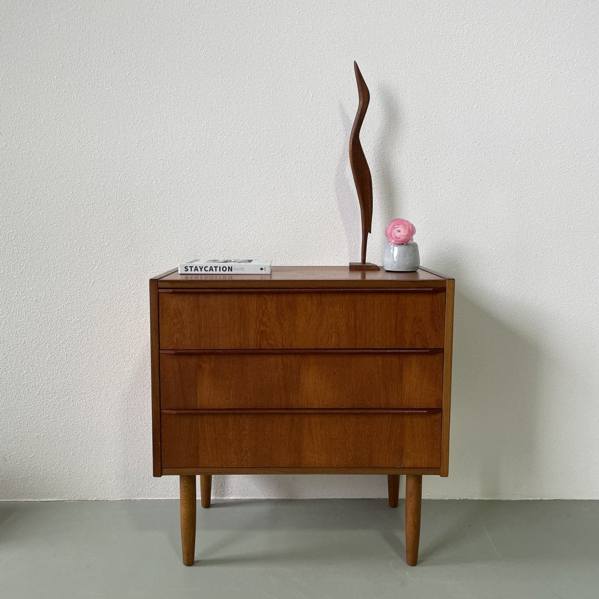 Deens teak ladekastje - LOUI.STORE