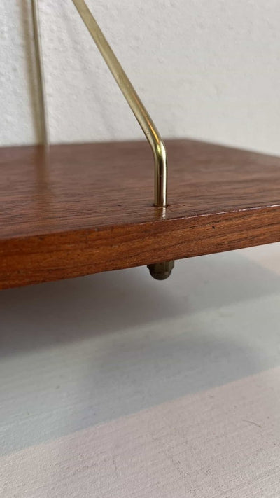 
                  
                    Deens teak wandplankje - LOUI.STORE
                  
                