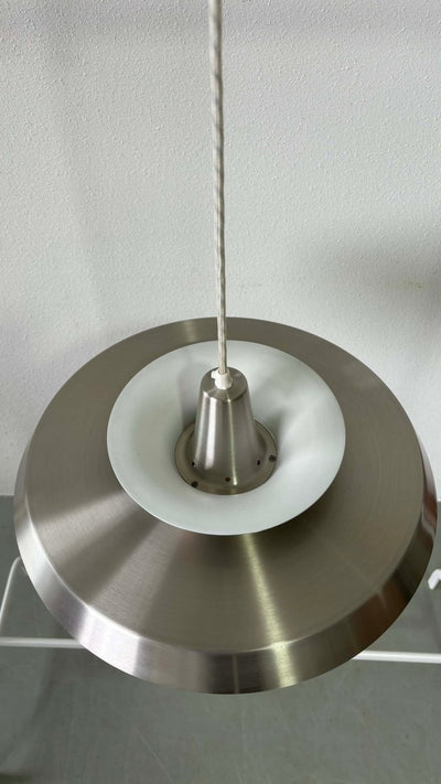 
                  
                    Deense hanglamp aluminium - LOUI.STORE
                  
                