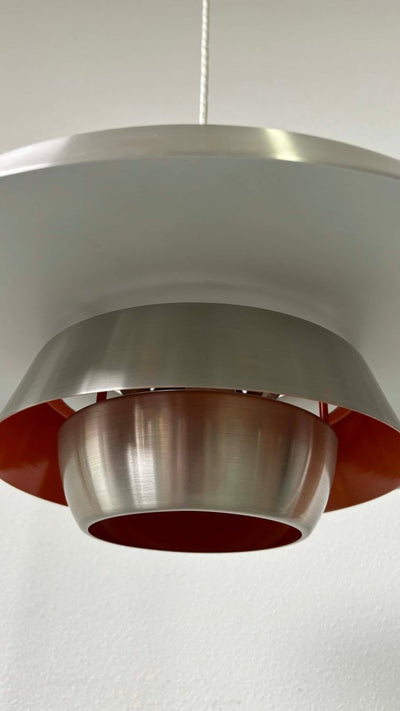 
                  
                    Deense hanglamp aluminium - LOUI.STORE
                  
                