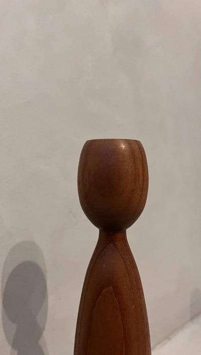 
                  
                    Deense kandelaar teak - LOUI.STORE
                  
                