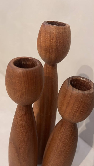 
                  
                    Deense kandelaar teak - LOUI.STORE
                  
                