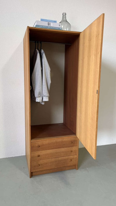 Deense kledingkast - LOUI.STORE