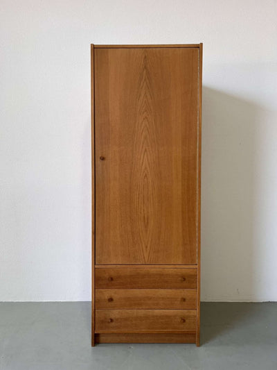 
                  
                    Deense kledingkast - LOUI.STORE
                  
                