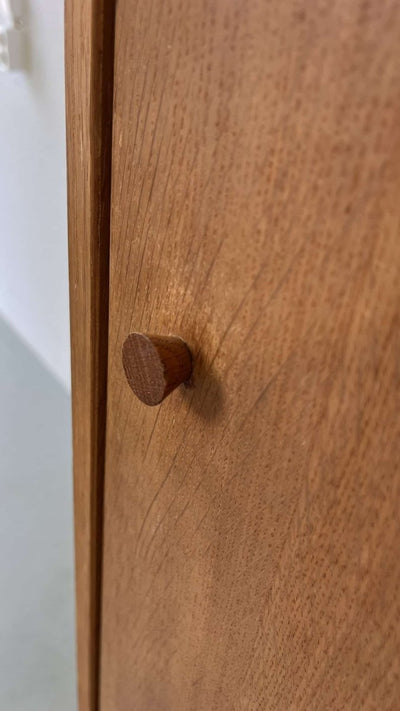 
                  
                    Deense kledingkast - LOUI.STORE
                  
                