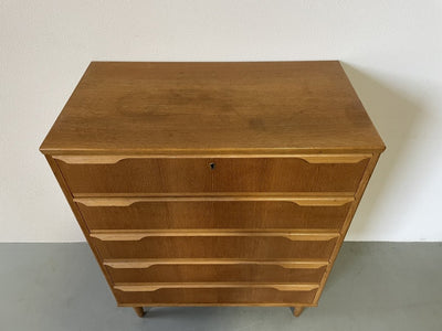 
                  
                    Deense ladekast eik 5* - LOUI.STORE
                  
                