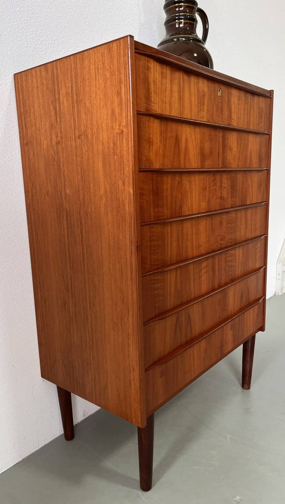 
                  
                    Deense ladekast in teak 7* - LOUI.STORE
                  
                