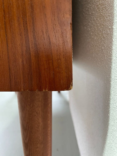 
                  
                    Deense ladekast teak 4* - LOUI.STORE
                  
                