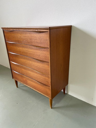
                  
                    Deense ladekast teak 5* - LOUI.STORE
                  
                