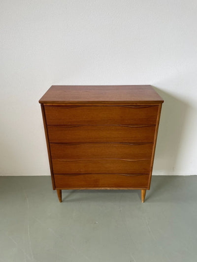 
                  
                    Deense ladekast teak 5* - LOUI.STORE
                  
                