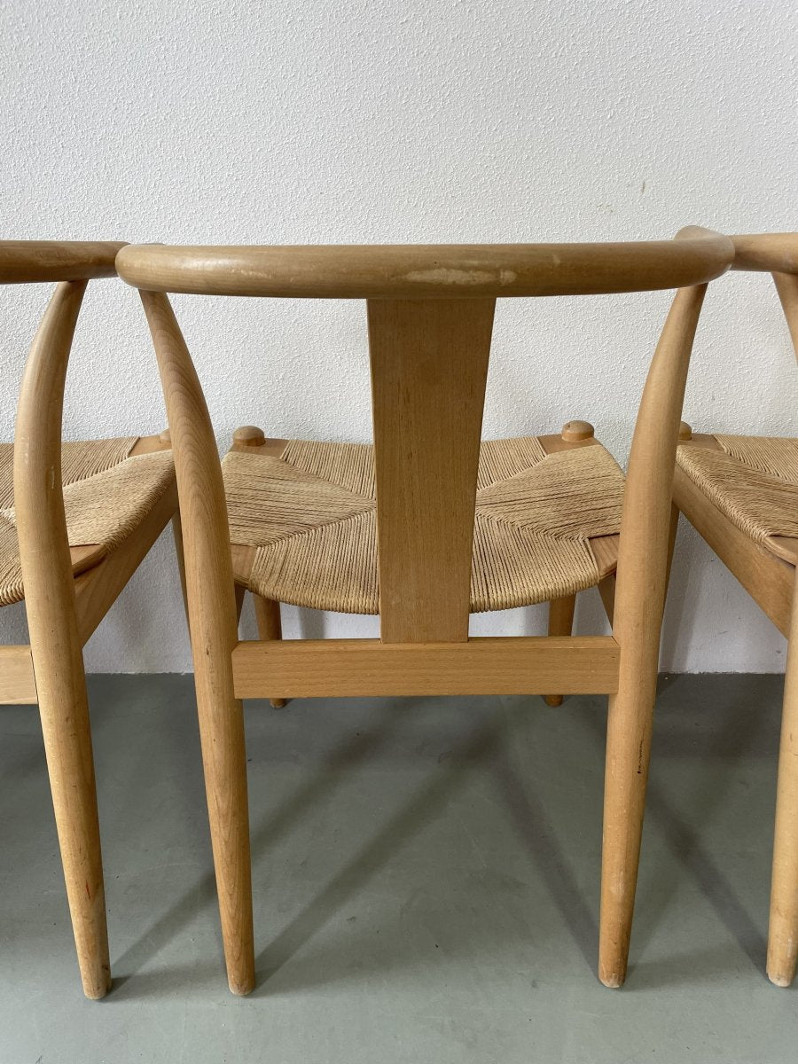 
                  
                    Deense papercord stoelen - LOUI.STORE
                  
                