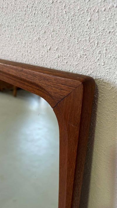 
                  
                    Deense spiegel teak - LOUI.STORE
                  
                