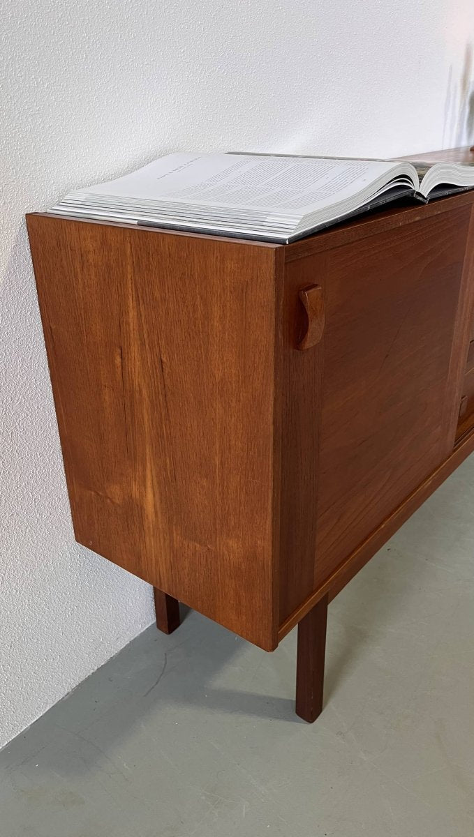 
                  
                    Domino lowboard teak - LOUI.STORE
                  
                